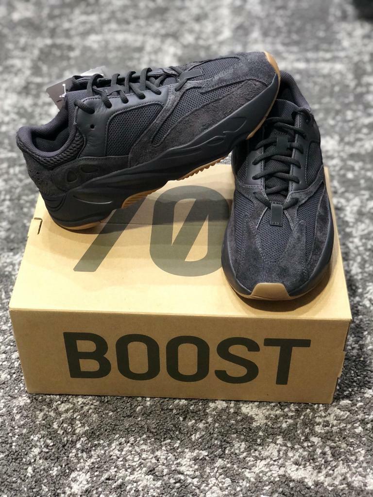 yeezy boost 700 utility black uk
